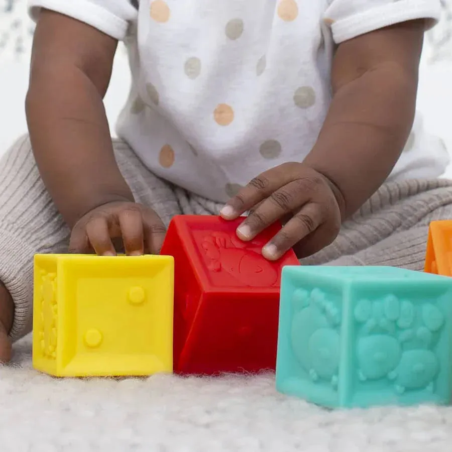 Infantino - Squeeze & Stack Block Set - 8 pcs